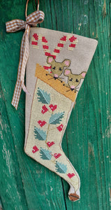 Primitive Stocking with Mice